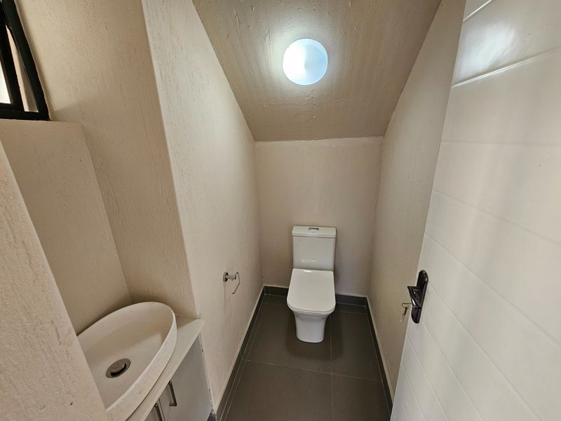 House To Rent in Fairlands Estate White River Mpumalanga - Photo 8