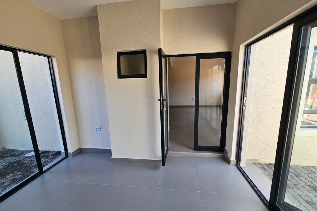 House To Rent in Fairlands Estate White River Mpumalanga - Photo 4