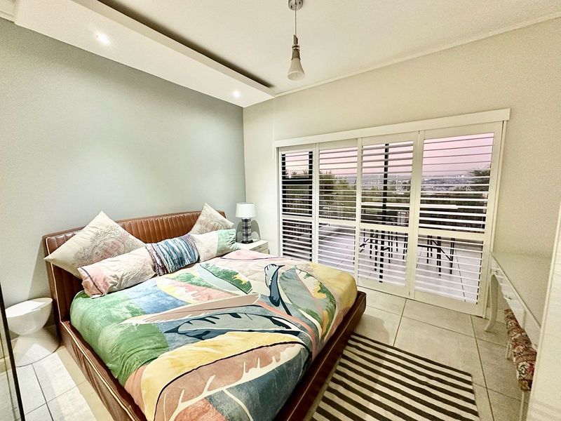 Classic Series 2-Bed, 2-Bath Penthouse Apartment To Rent in The Polofields, Waterfall, Midrand - Photo 2