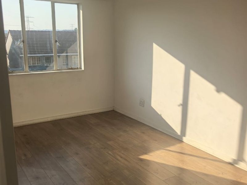 Townhouse To Rent in Eden Glen, Edenvale - Photo 10