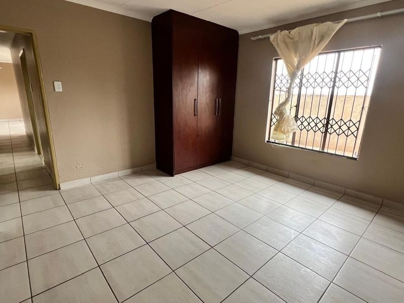 3 Bedroom House in Ivydale AH - Photo 4