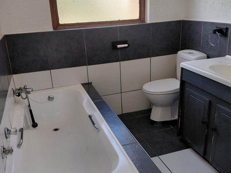 Townhouse For Sale in Kew, Johannesburg - Photo 10