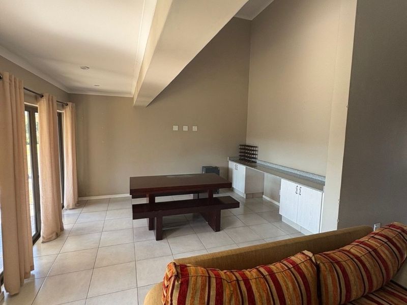 House For Sale in Vulintaba Country Estate, Newcastle, KwaZulu Natal - Photo 3