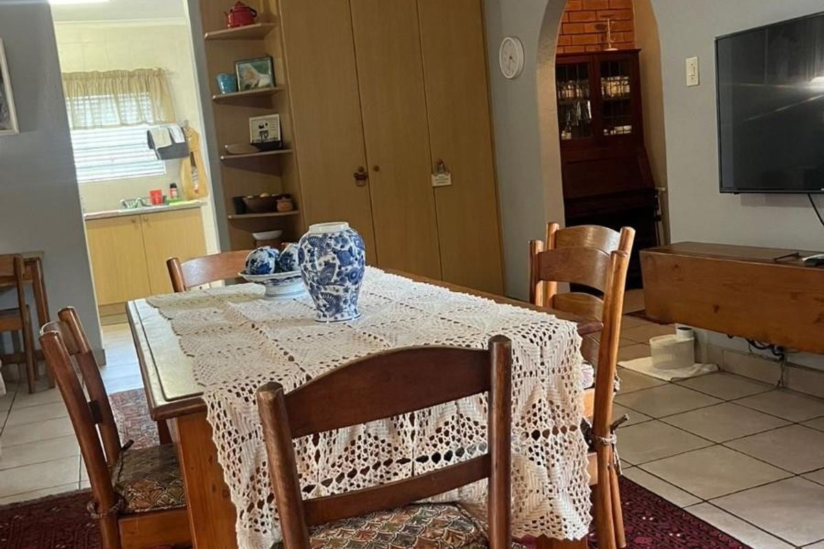 House For Sale in Protea Heights, Brackenfell - Photo 4