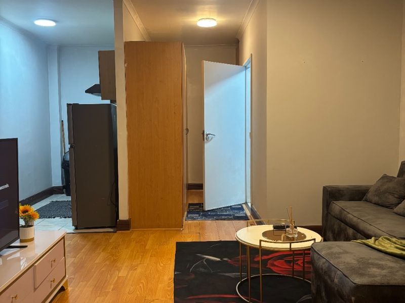 Airbnb-Ready Studio in Cape Town's Trendy East City - Photo 10