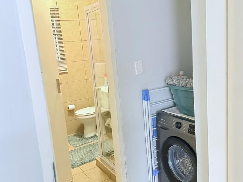 Apartment For Sale in Noordwyk, Midrand - Photo 9