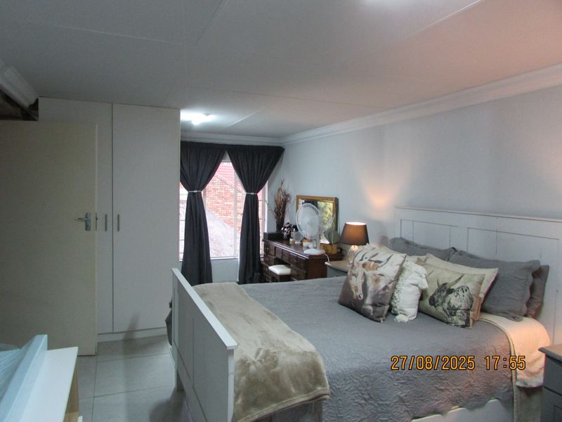 Townhouse For Sale in Bester, Bronkhorstspruit - Photo 9