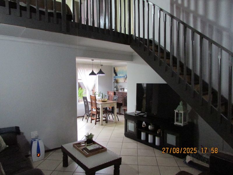 Townhouse For Sale in Bester, Bronkhorstspruit - Photo 6