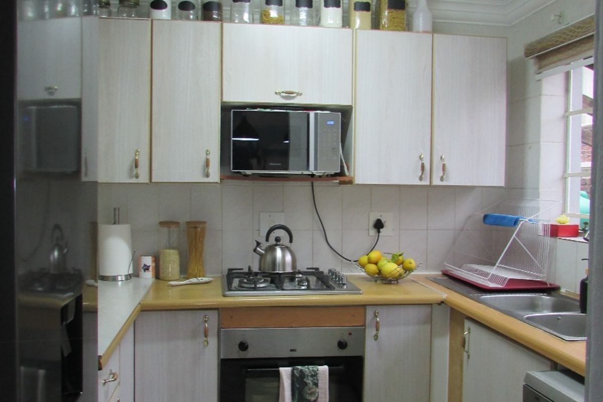 Townhouse For Sale in Bester, Bronkhorstspruit - Photo 4