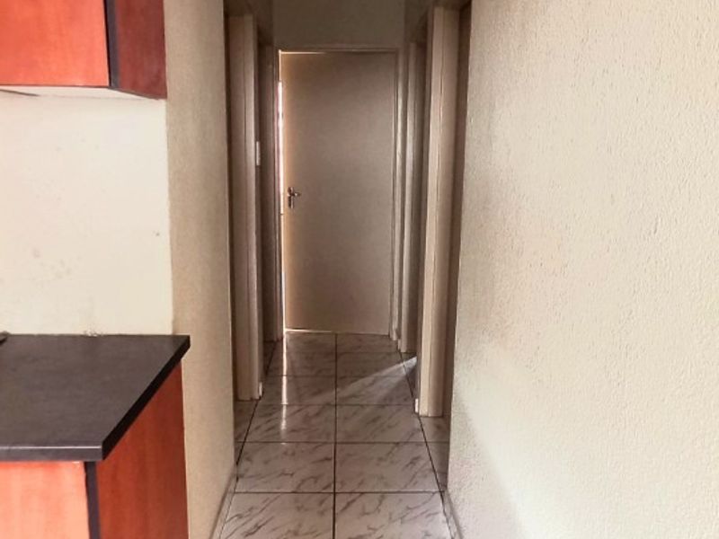 Family house available for rental in Soshanguve block vv - Photo 7