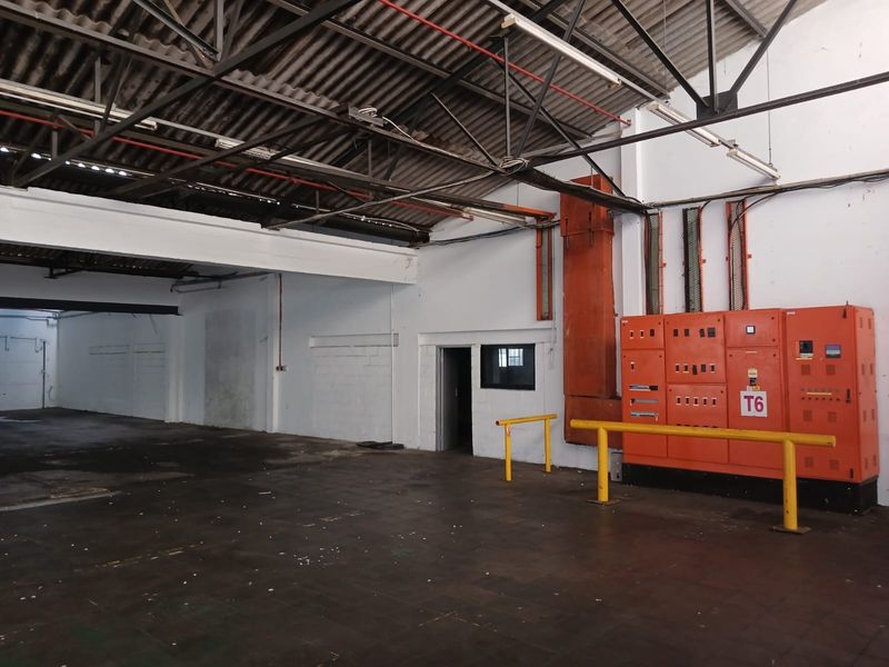 998m2 Industrial Warehouse to Rent in Dal Josafat, Paarl Near the N1 - Photo 7