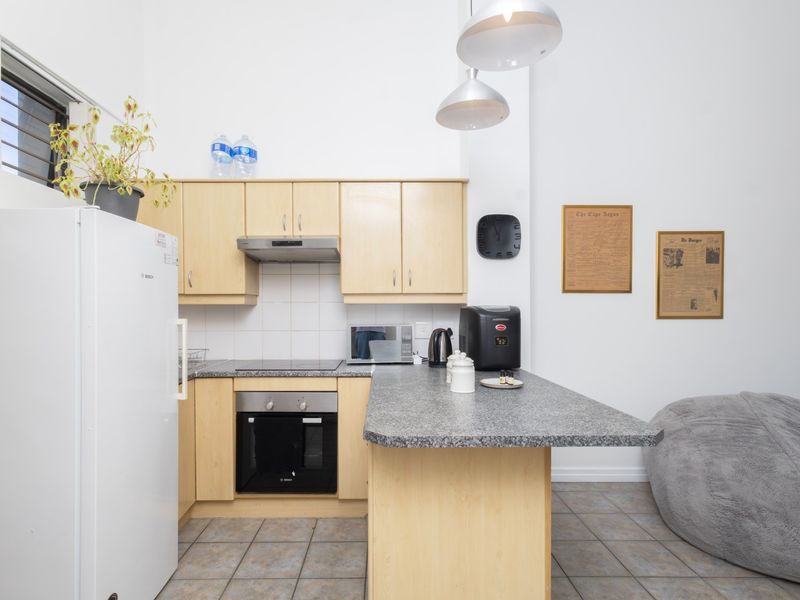 Well Maintained 2 Bedroom Apartment in Tygerfalls - Photo 10
