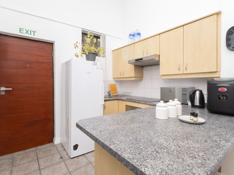 Well Maintained 2 Bedroom Apartment in Tygerfalls - Photo 9