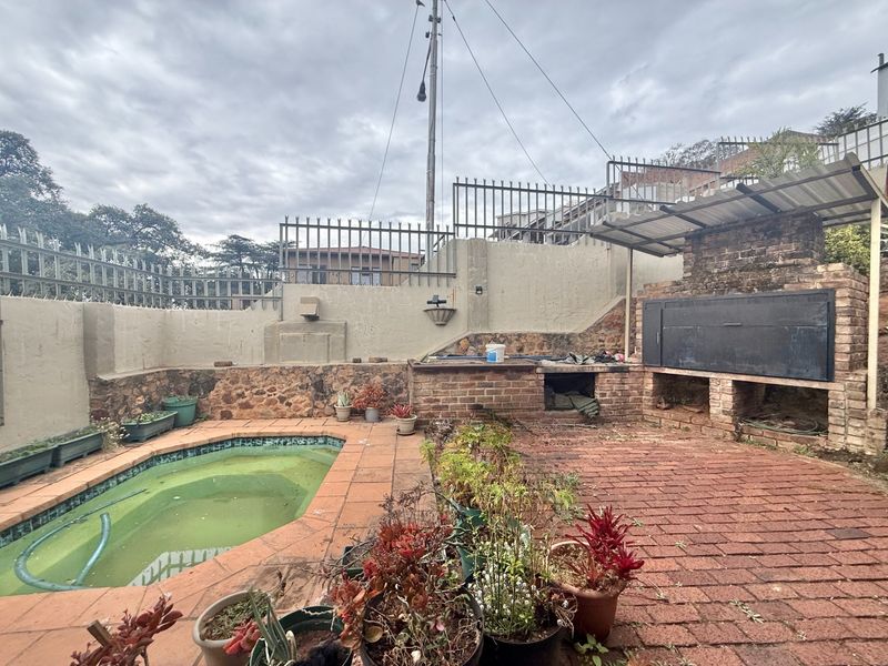 House For Sale in Villieria, Pretoria - Photo 2