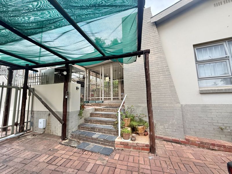 House For Sale in Villieria, Pretoria - Photo 3