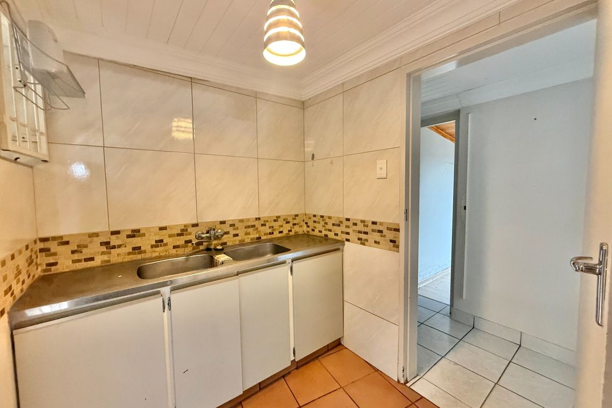 House For Sale in Villieria, Pretoria - Photo 5