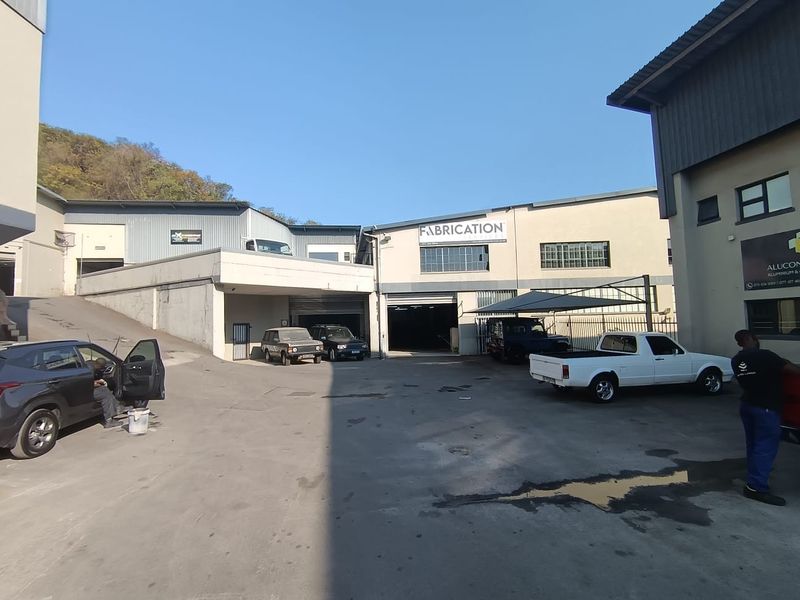 Warehouse For Sale in Umgeni Park, Durban North, KwaZulu Natal - Photo 1