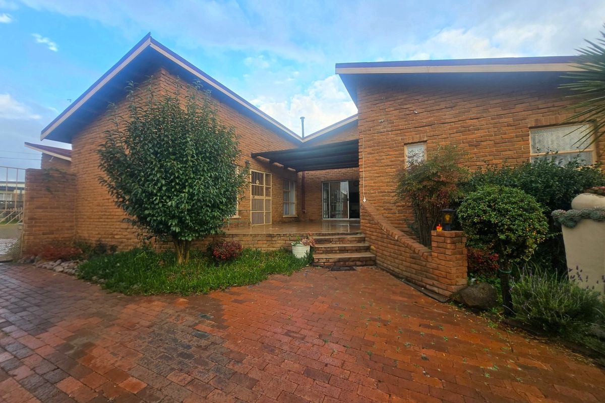 House For Sale in Panorama, Bethlehem - Photo 2