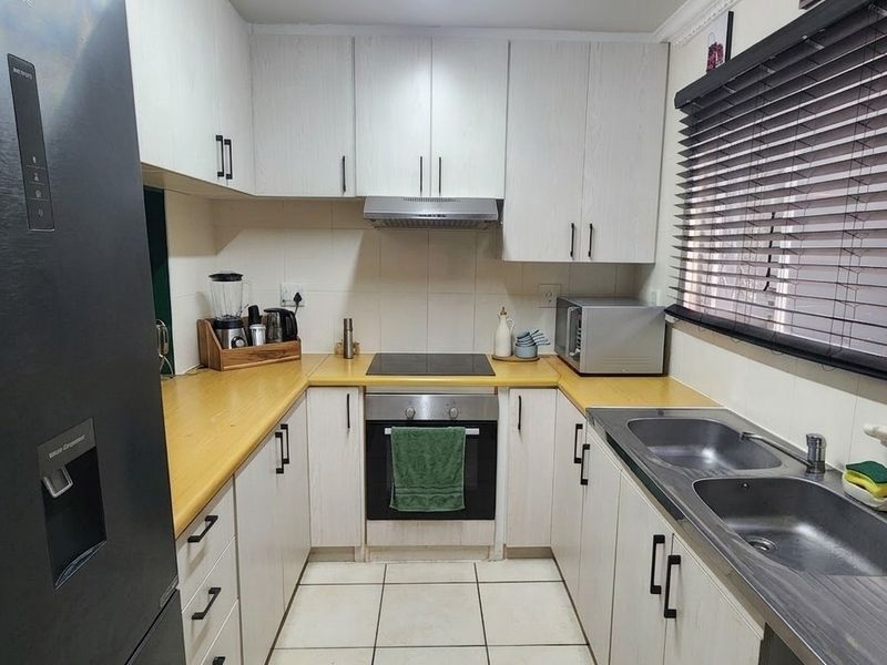 Townhouse For Sale in Umdloti, KwaZulu Natal - Photo 5