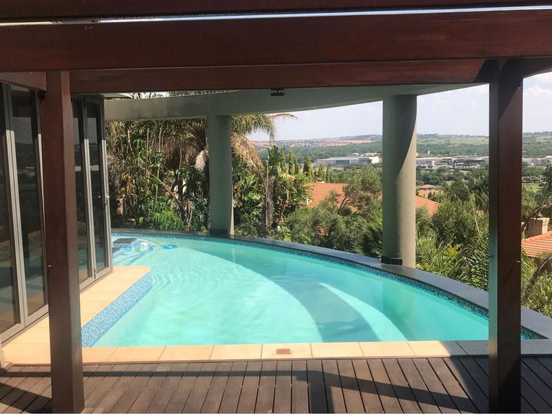Magnificent 7 Bedroom Mansion, Woodhill Golf Estate Price Reduced - Photo 1