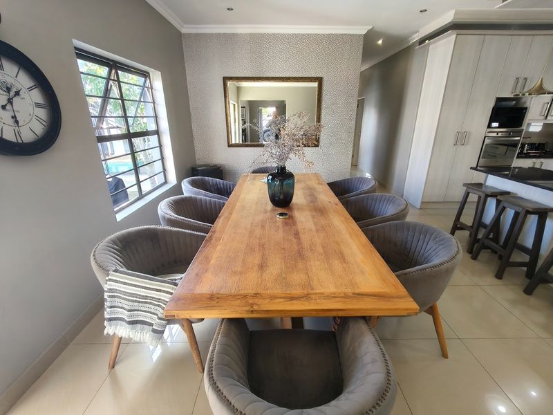 Stunning 4 Bedroom Home in Secure Close in Parklands - Photo 7