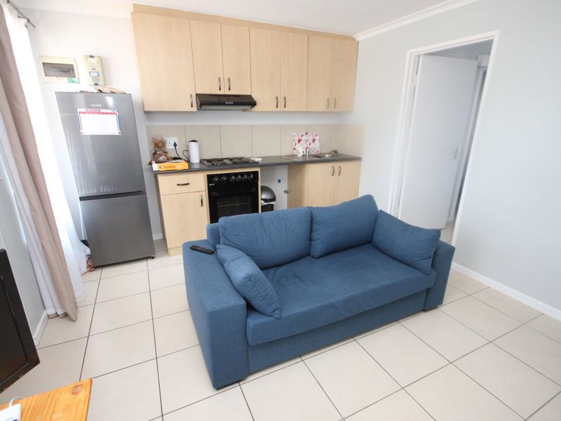 Ground Floor Investment Opportunity in Popular Sirrocco's Village, Bellville - Photo 4