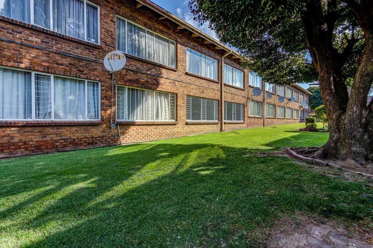 Apartment  For Sale in Kempton Park, Kempton Park - Photo 3