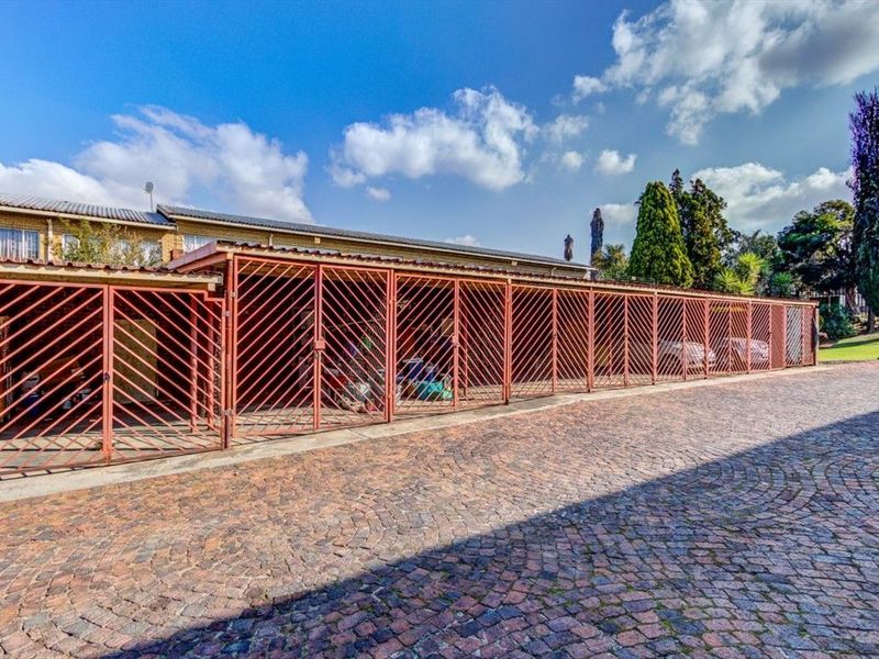 Apartment  For Sale in Kempton Park, Kempton Park - Photo 4