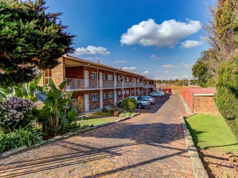 Apartment  For Sale in Kempton Park, Kempton Park - Photo 5