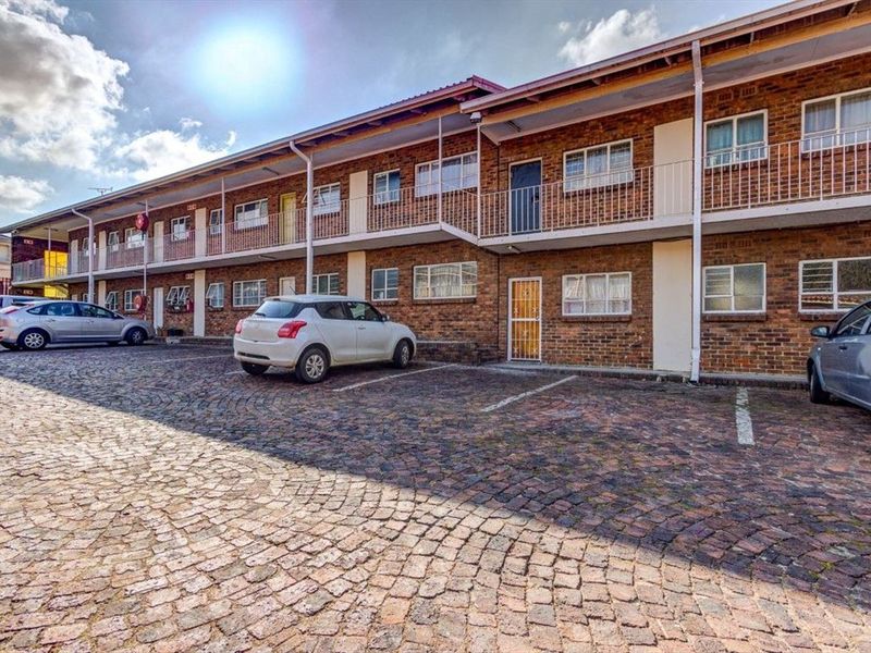 Apartment  For Sale in Kempton Park, Kempton Park - Photo 2