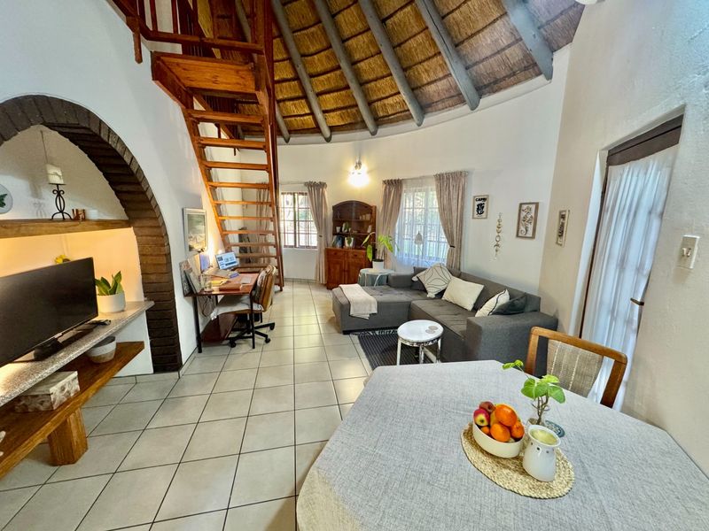 Private, Peaceful and Full of Charm - Photo 9