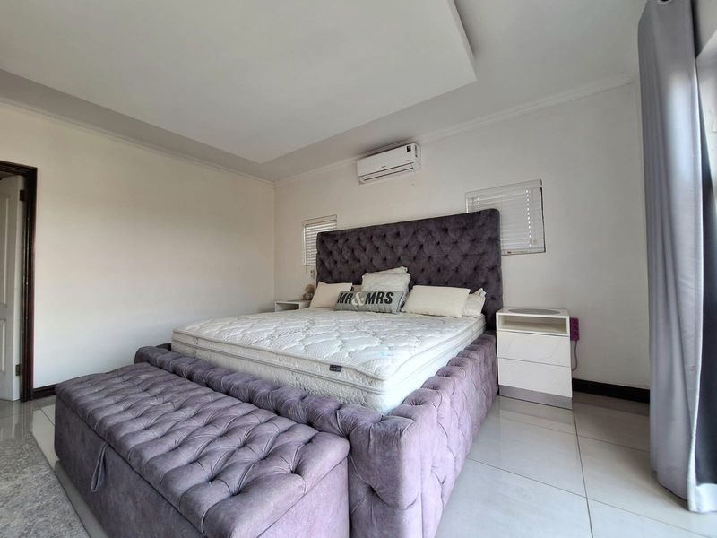Urgent 3 Bed 2.5 Bath for Sale in Seaward Estates, Ballito, KwaZulu Natal - Photo 7