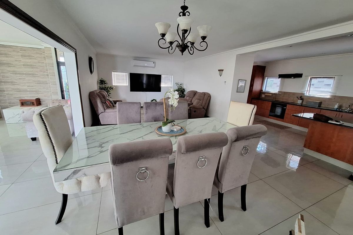Urgent 3 Bed 2.5 Bath for Sale in Seaward Estates, Ballito, KwaZulu Natal - Photo 2