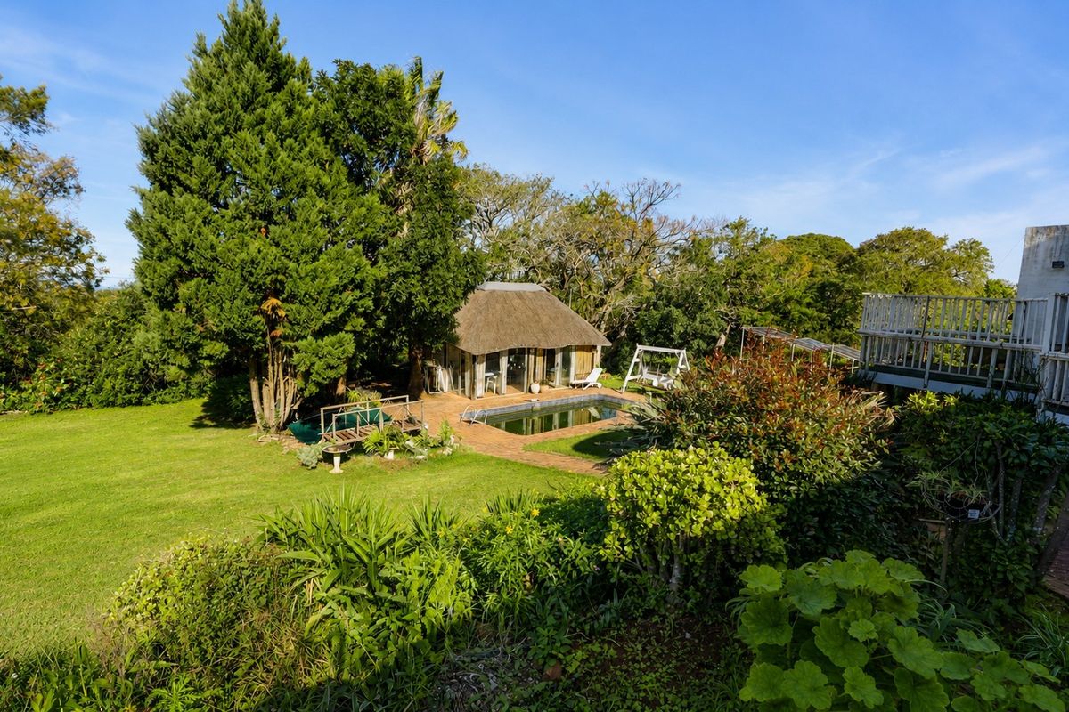 Character Thatched Home with Flatlet, Pool and Entertainment Lapa - Photo 2