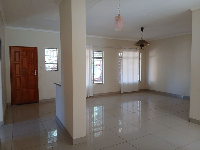 House To Rent in Riviera Park, Mafikeng, North West - Photo 9