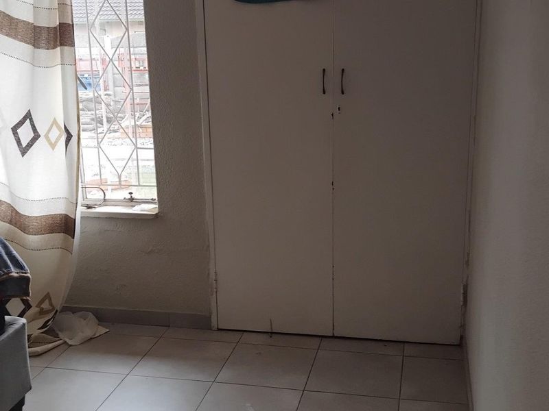 House For Sale in Glen Marais, Kempton Park - Photo 6