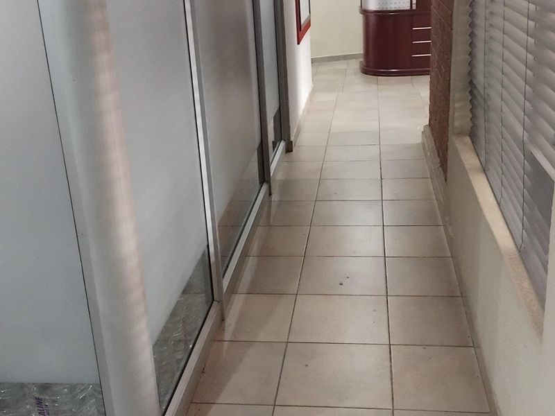 House For Sale in Glen Marais, Kempton Park - Photo 3