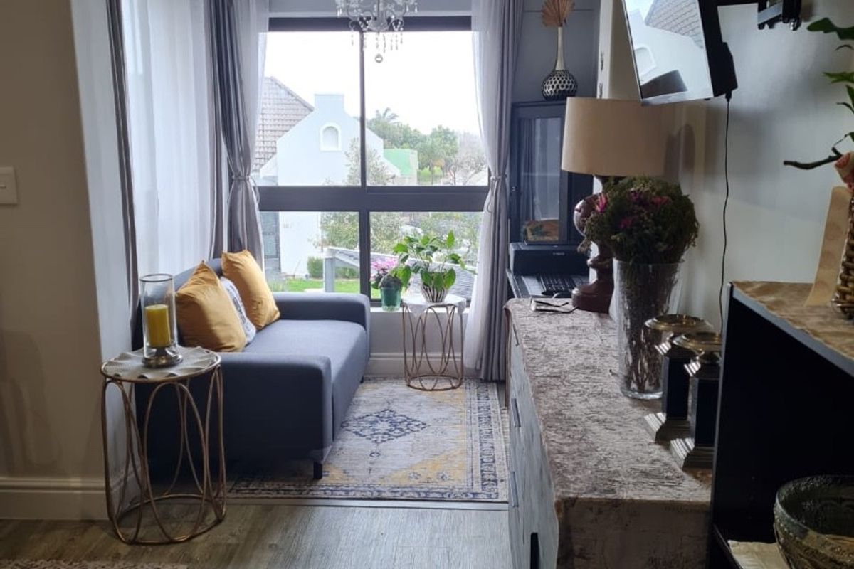 Apartment For Sale in Zevenwacht Retirement Village, Kuils River - Photo 3
