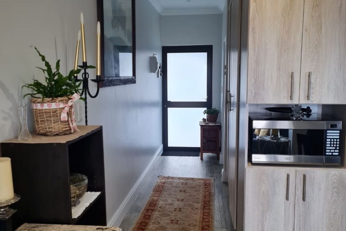 Apartment For Sale in Zevenwacht Retirement Village, Kuils River - Photo 5