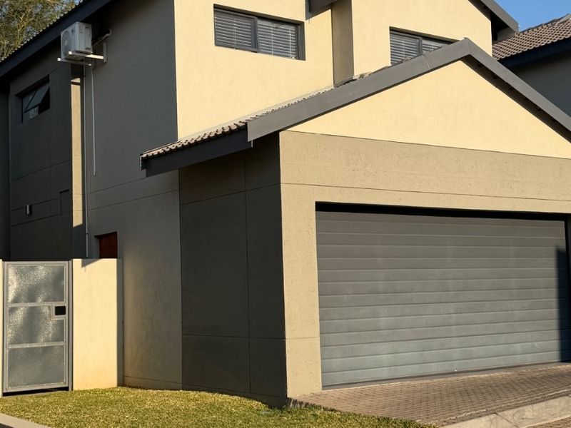 House For Sale in Nelspruit at Matumi Valley - Photo 2