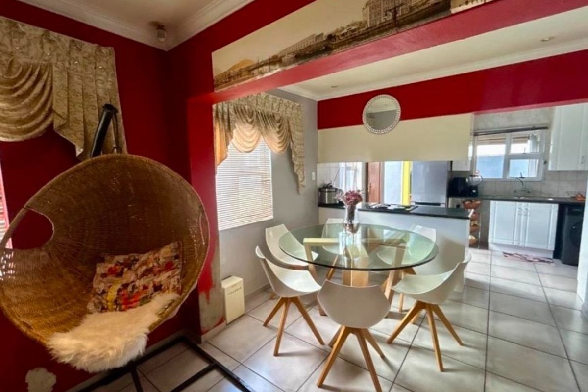 Townhouse For Sale in Sonneveld, Brakpan - Photo 4