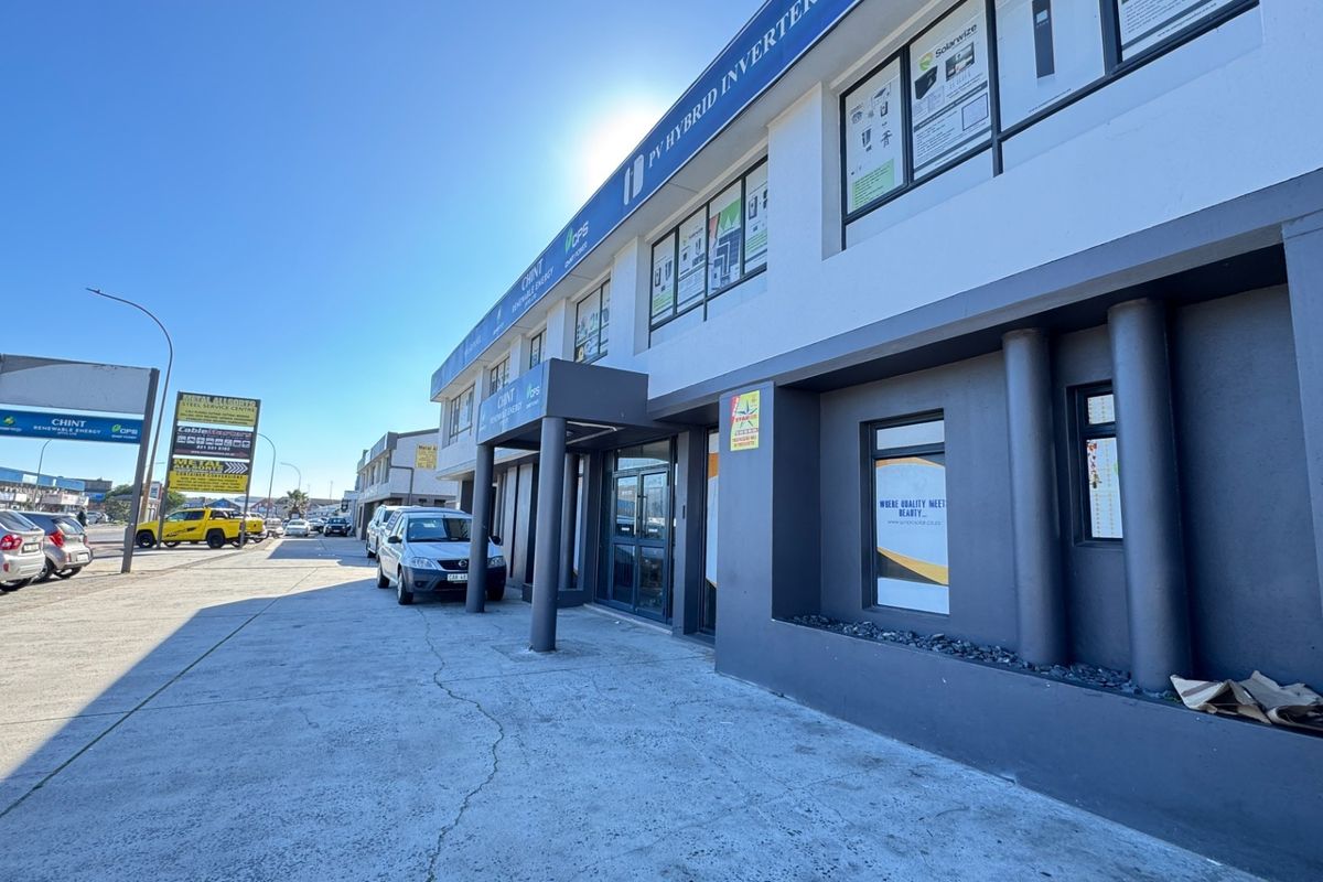 424m2 Industrial Property with Retail space To Let on Montague Gardens, Cape Town - Photo 5