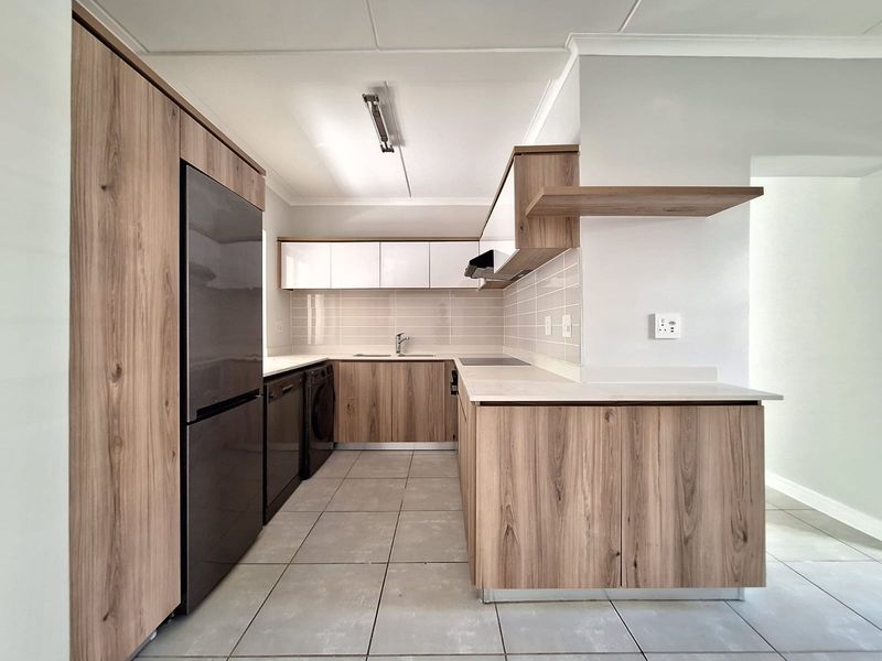 Stepless 3-Bedroom Apartment with Storeroom in Ballito Hills Estate - Photo 8