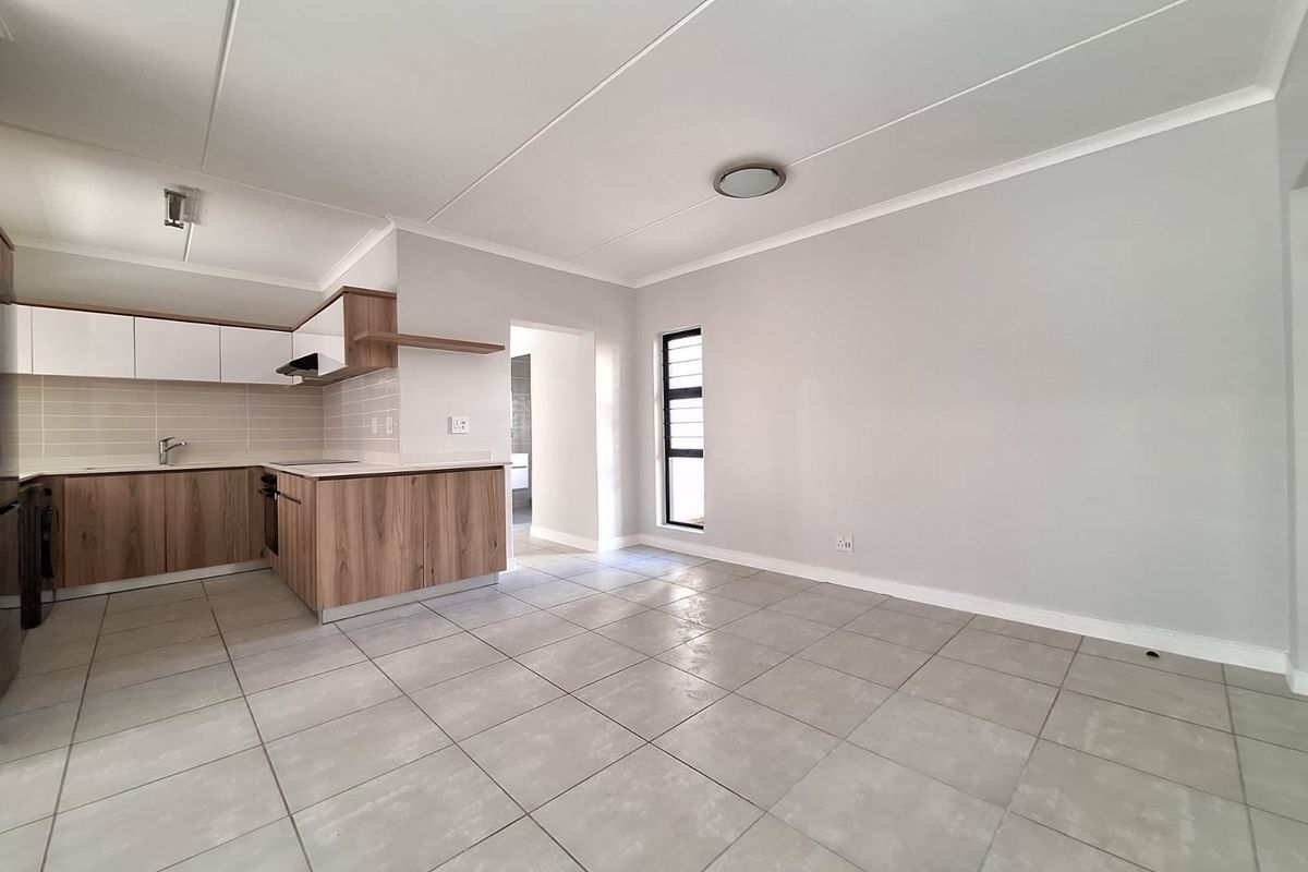 Stepless 3-Bedroom Apartment with Storeroom in Ballito Hills Estate - Photo 5