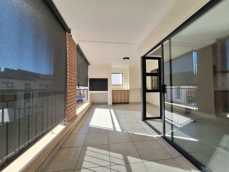Stepless 3-Bedroom Apartment with Storeroom in Ballito Hills Estate - Photo 2