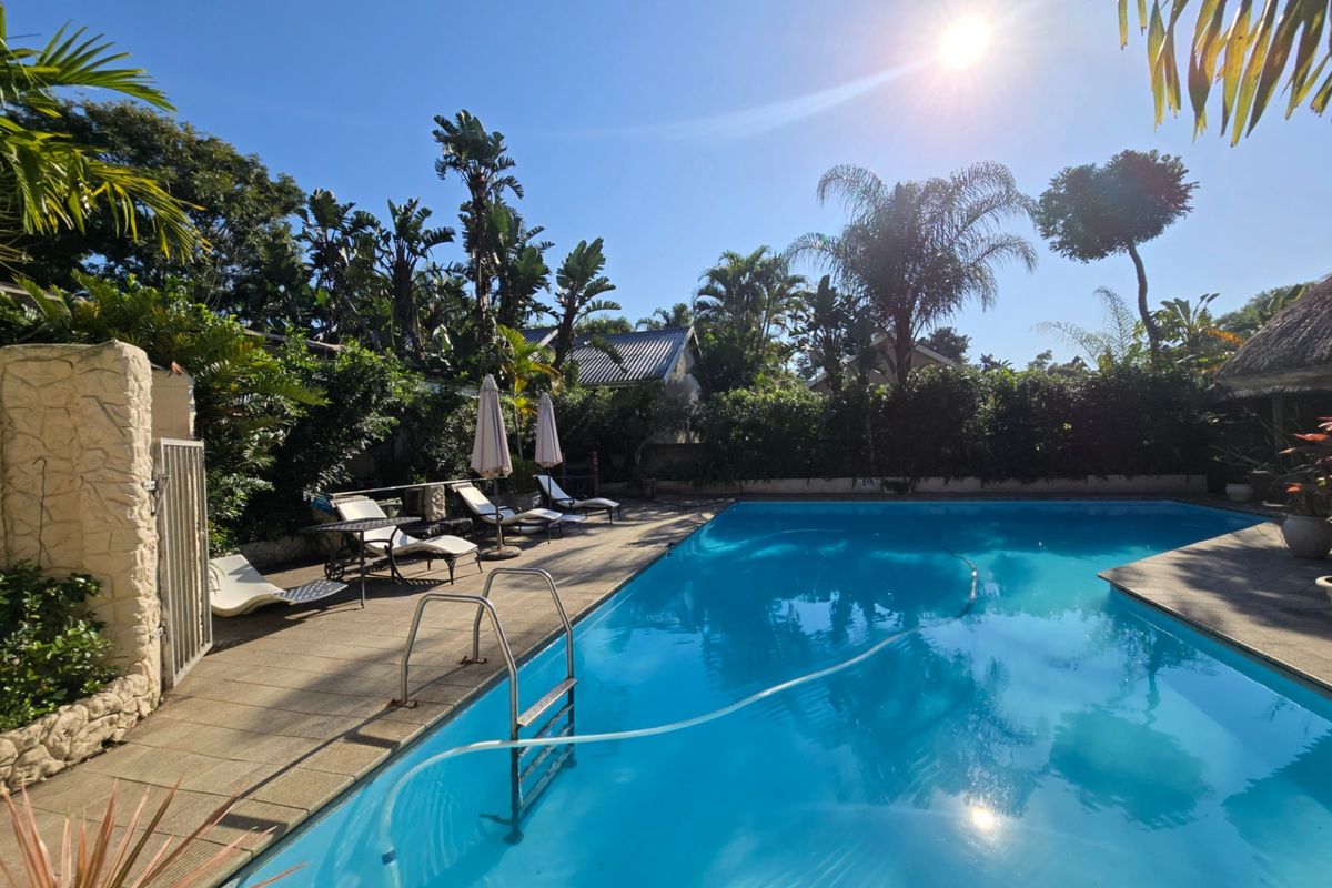 Fully furnished 2-bedroom apartment in the hippo capital of the world. - Photo 2
