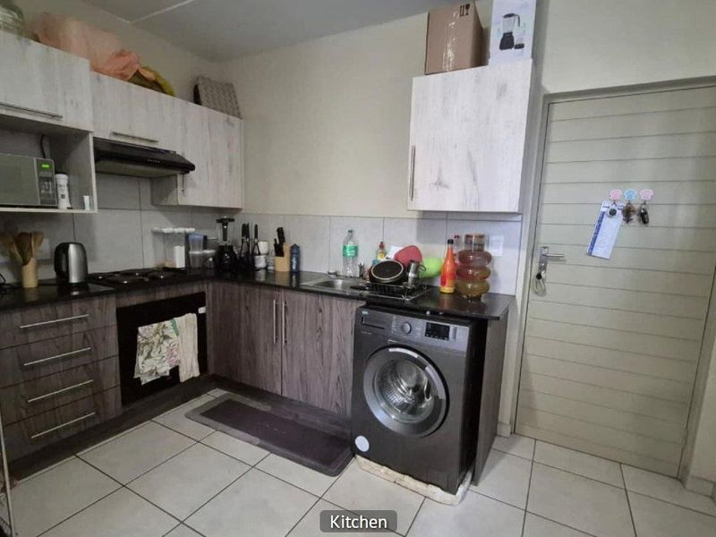 Apartment For Sale in Benoni North, Benoni - Photo 2