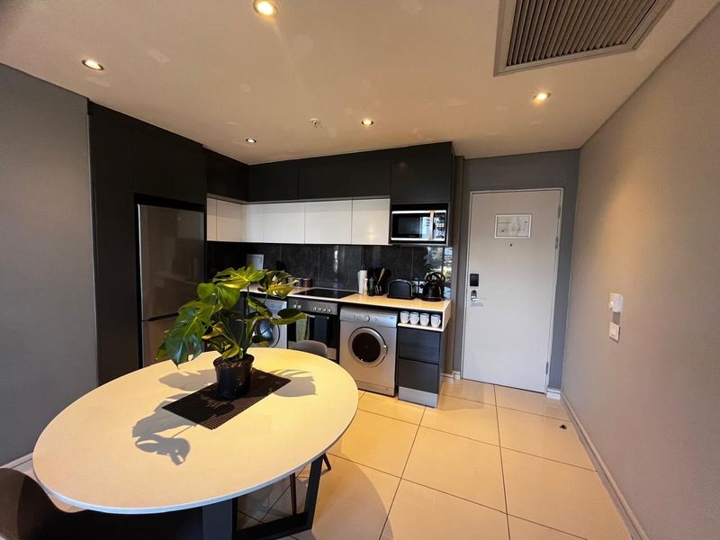 A Grandeur Listing in Sandown Luxury Hospitality and Executive Living - Photo 2