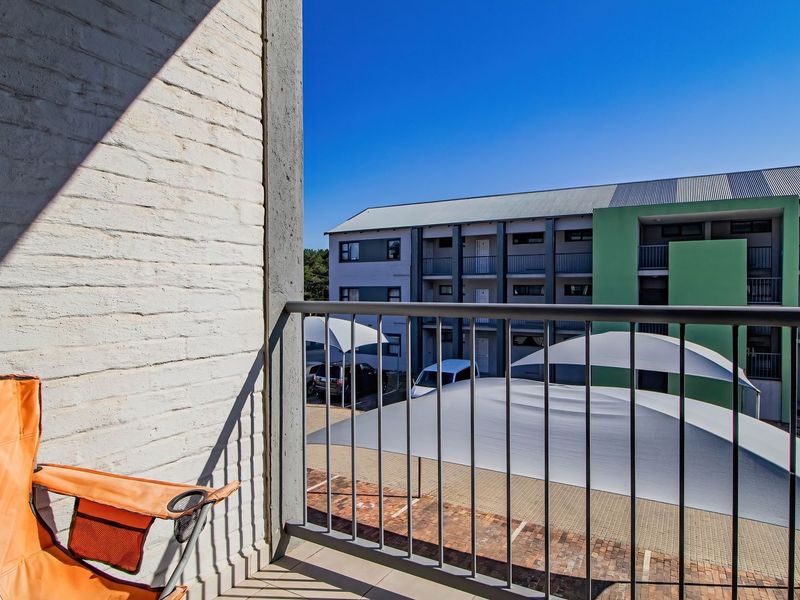 Apartment For Sale in Rynfield, Benoni - Photo 2