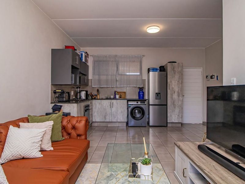 Apartment For Sale in Rynfield, Benoni - Photo 5